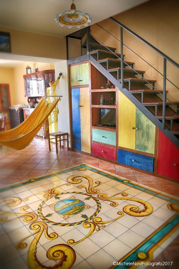 La Casa Di Ivana Сан-Никола-Арчелла Экстерьер фото