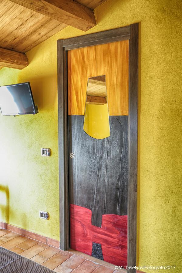 La Casa Di Ivana Сан-Никола-Арчелла Экстерьер фото